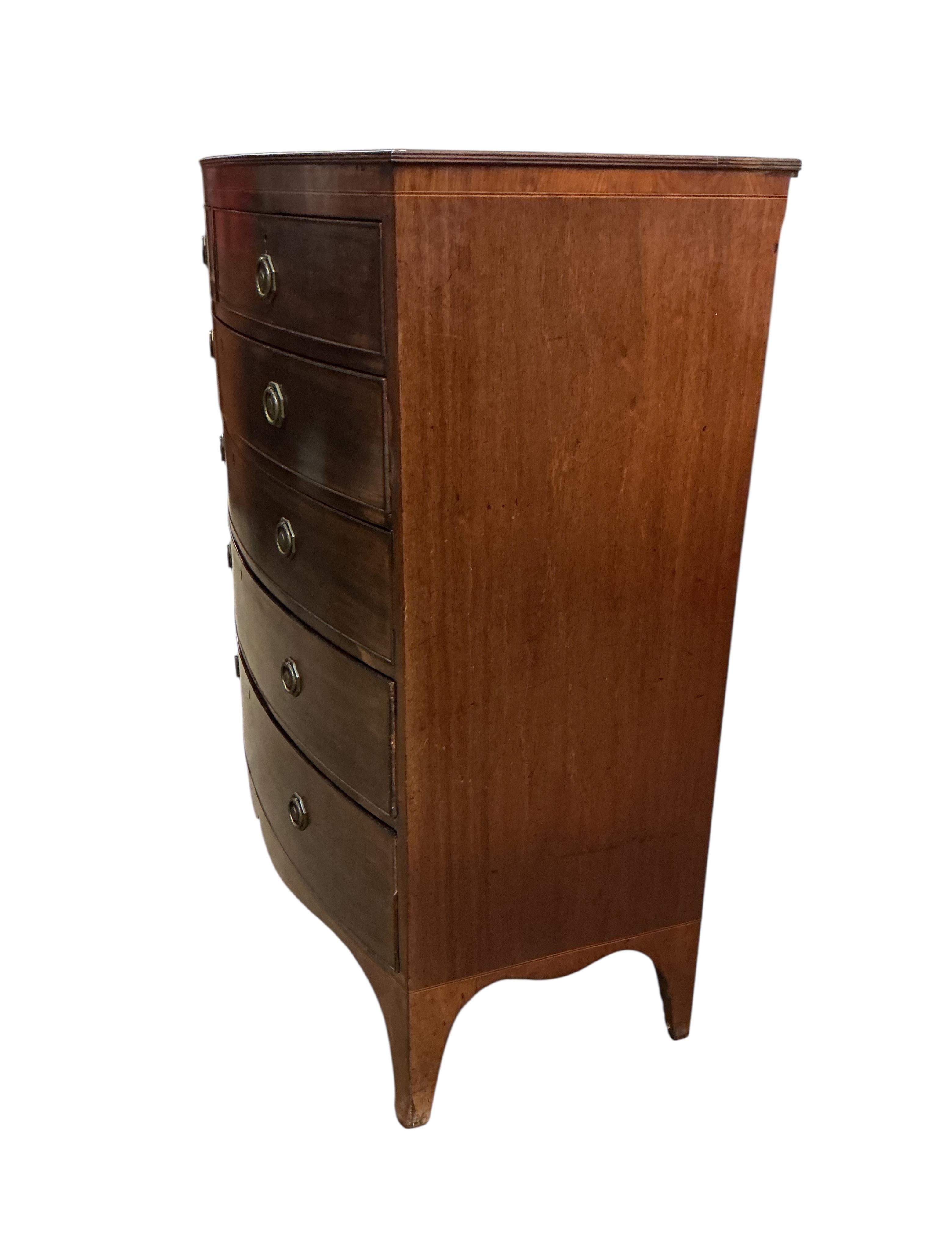 A Regency mahogany bow fronted chest, fitted two short and four long graduated drawers, width 106cm, depth 56cm, height 122cm